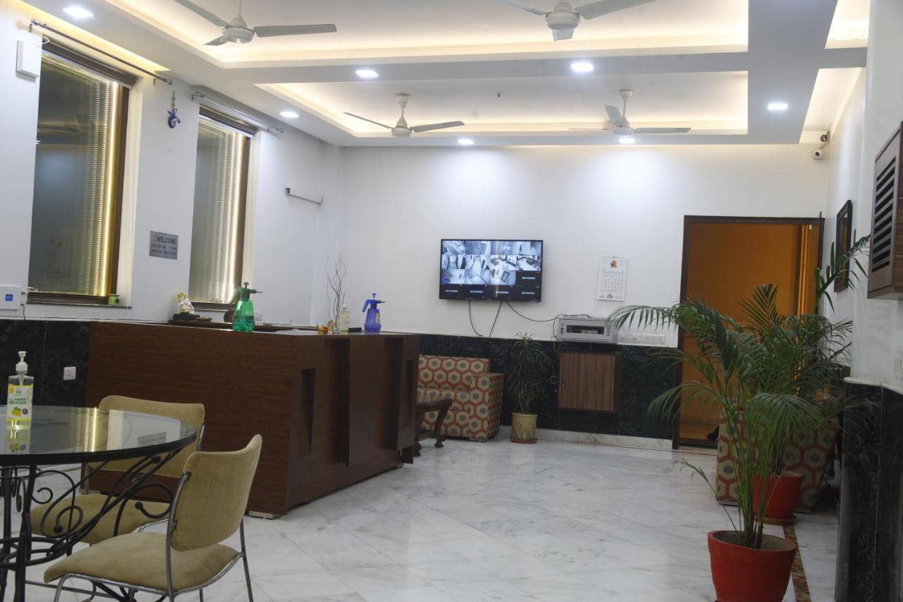 Peepal Tree Residency Bed and Breakfast Nueva Delhi Exterior foto