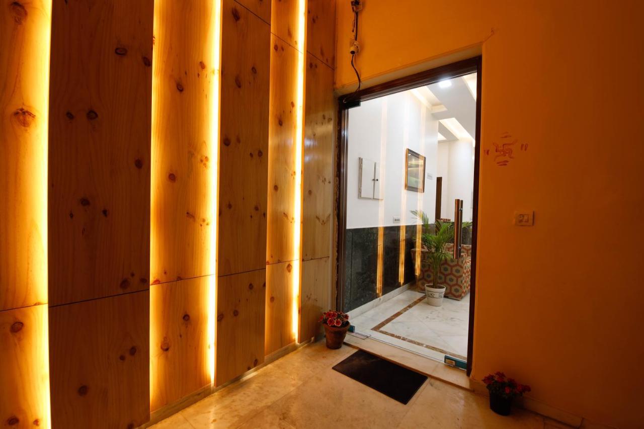 Peepal Tree Residency Bed and Breakfast Nueva Delhi Exterior foto