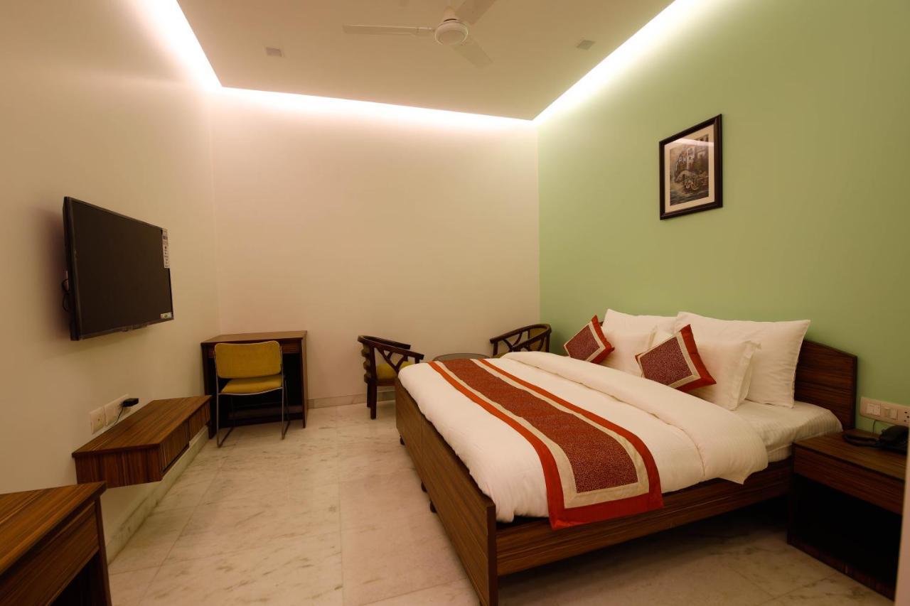 Peepal Tree Residency Bed and Breakfast Nueva Delhi Exterior foto